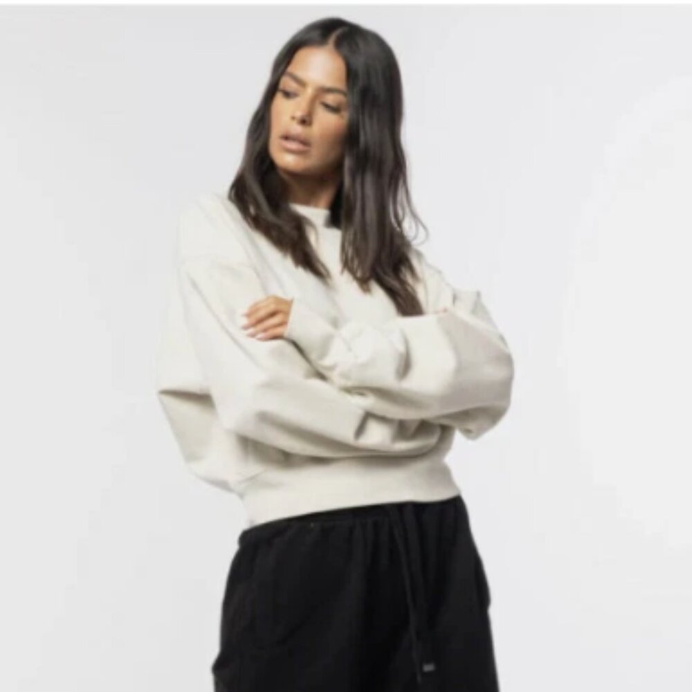TALENTLESS Mock Crewneck Sweatshirt in White Size Small